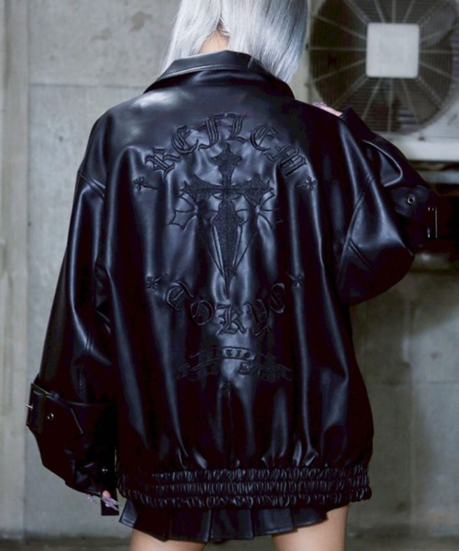 ほぼ未使用✨『REFLEM/レフレム』クロス刺繍PUレザージャケット