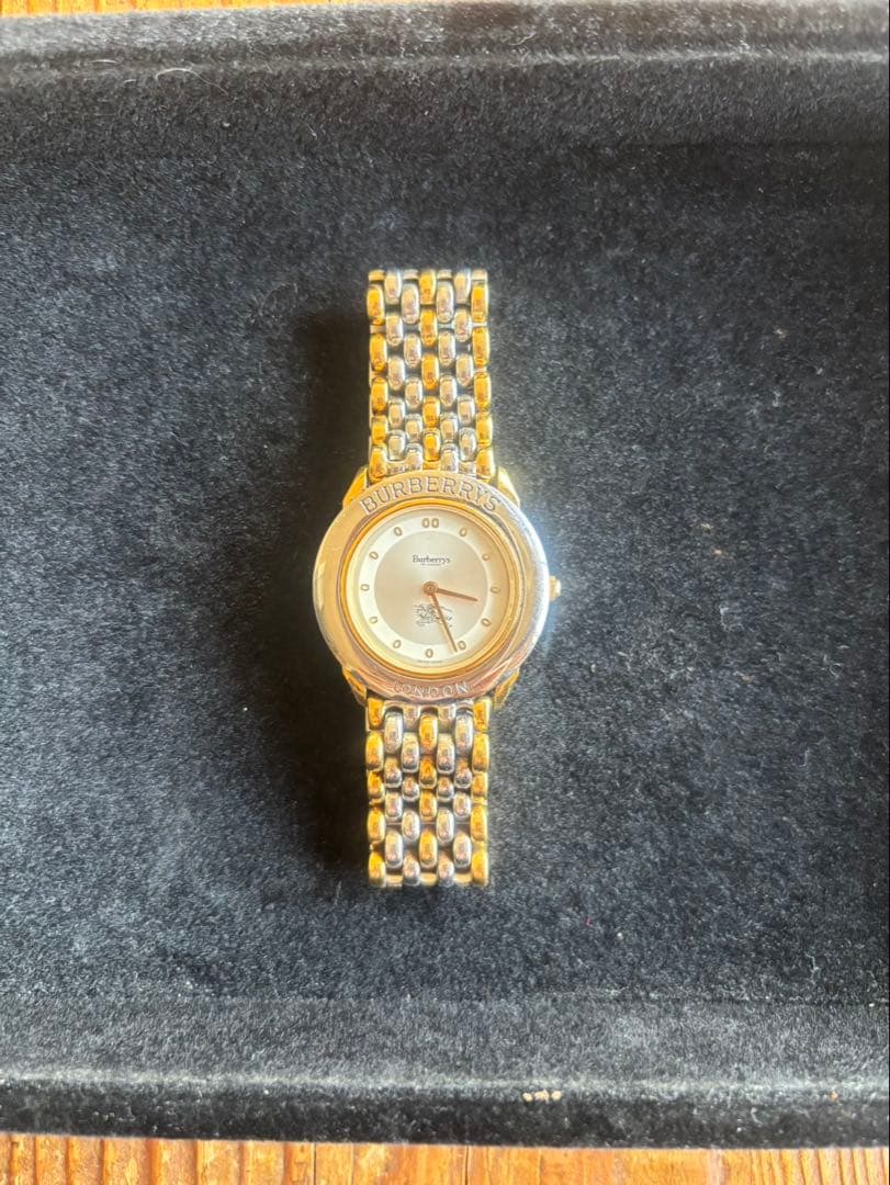 バーバーリー　腕時計 クォーツ