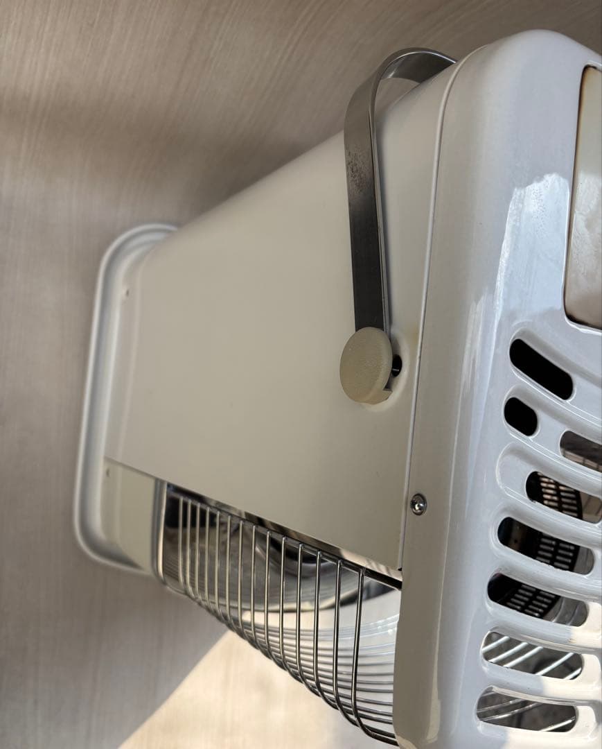 トヨトミ.石油ストーブ·RS-H290· ホワイト 2019年製