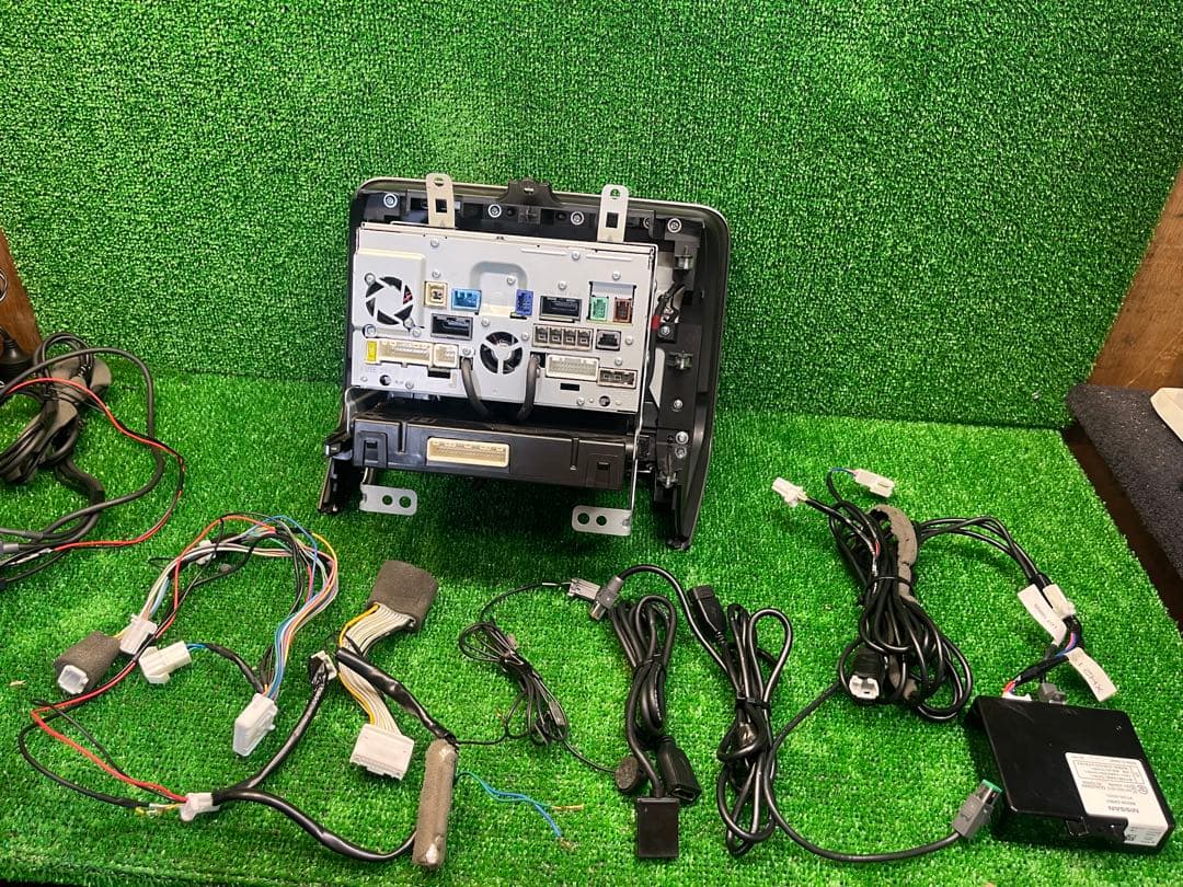 カーナビ CN-SN79J1CJ.NISSAN+ETC B8260-5TT20-NP(19