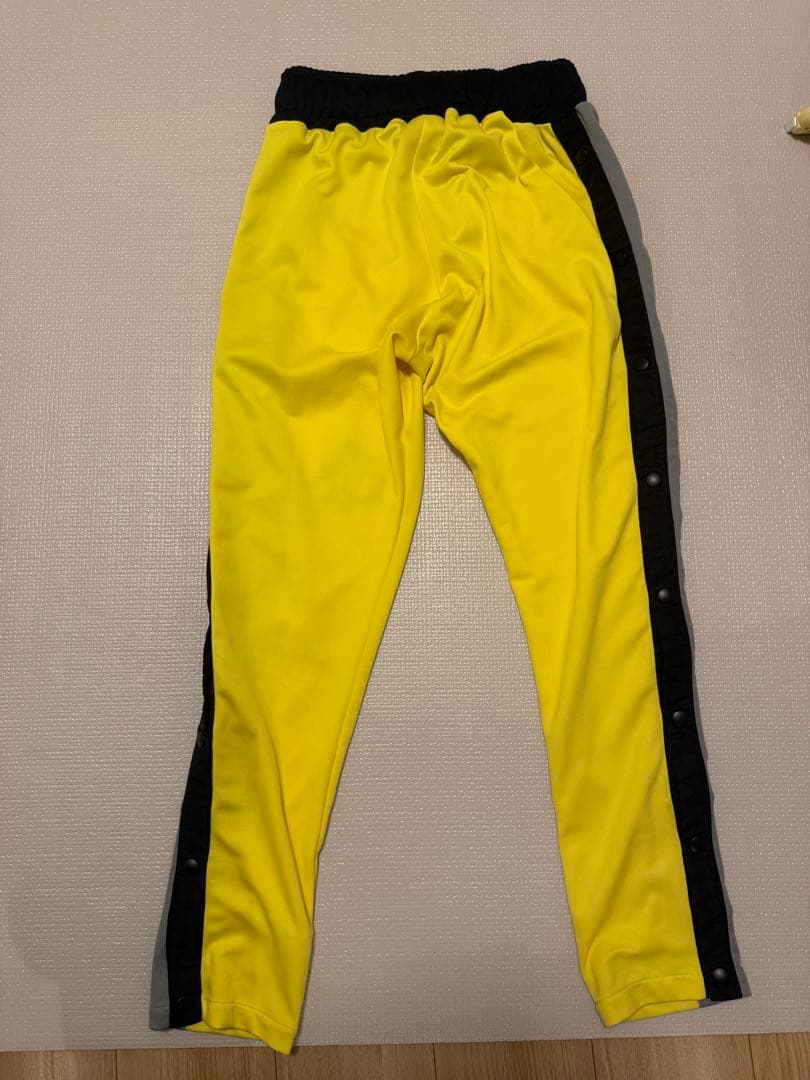 cvtvlist トラックパンツ