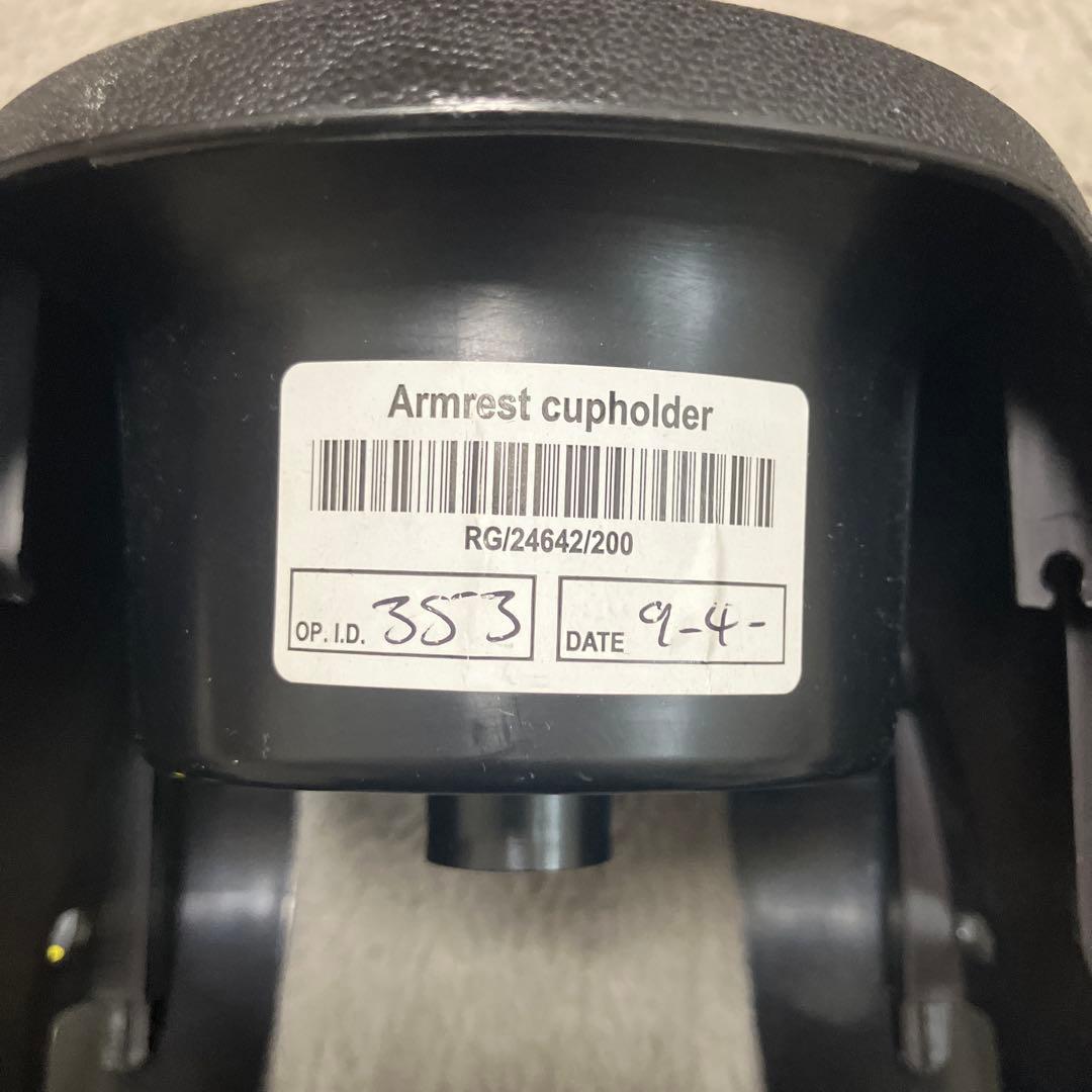 MINI R56 純正アームレスト