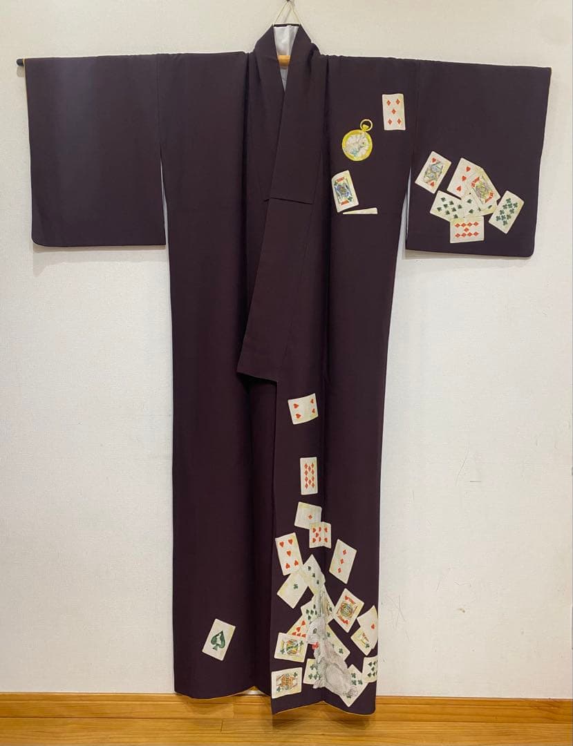 居内商店　トランプ模様 うさぎ柄　袷着物　ボルドー　不思議の国のアリス