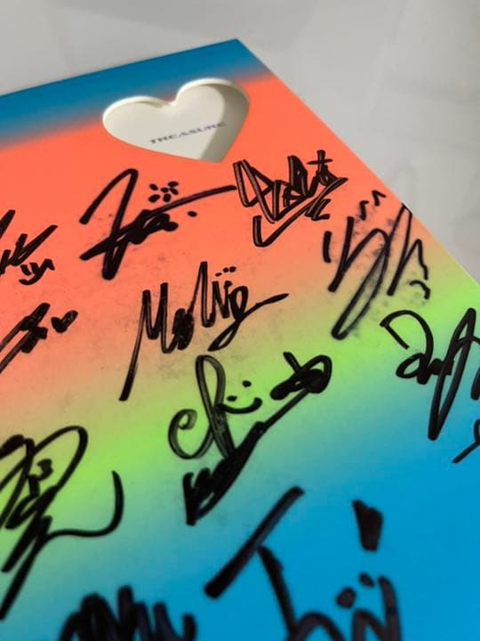 treasure 直筆サイン入り　アルバム