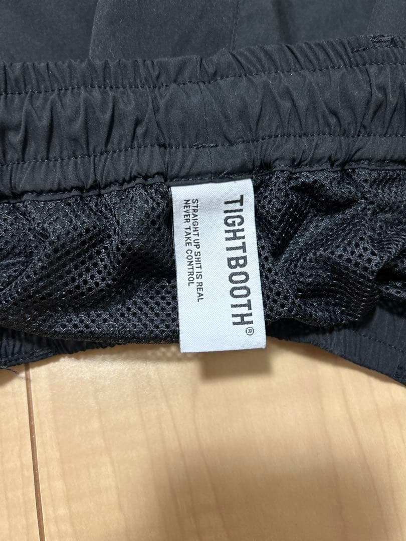 TIGHTBOOTH ブラックショートパンツ　Lサイズ