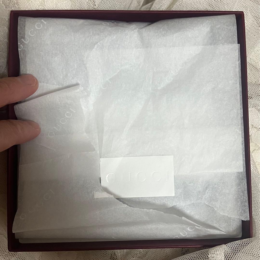 日本限定！GUCCI ホースビットプリントコットンハンカチ