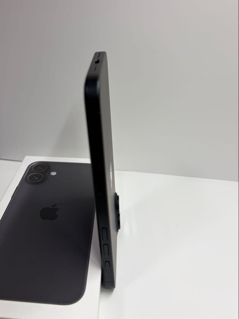 ✨ 美品 iPhone16 Plus 128GB ブラック フィルム貼付 ✨
