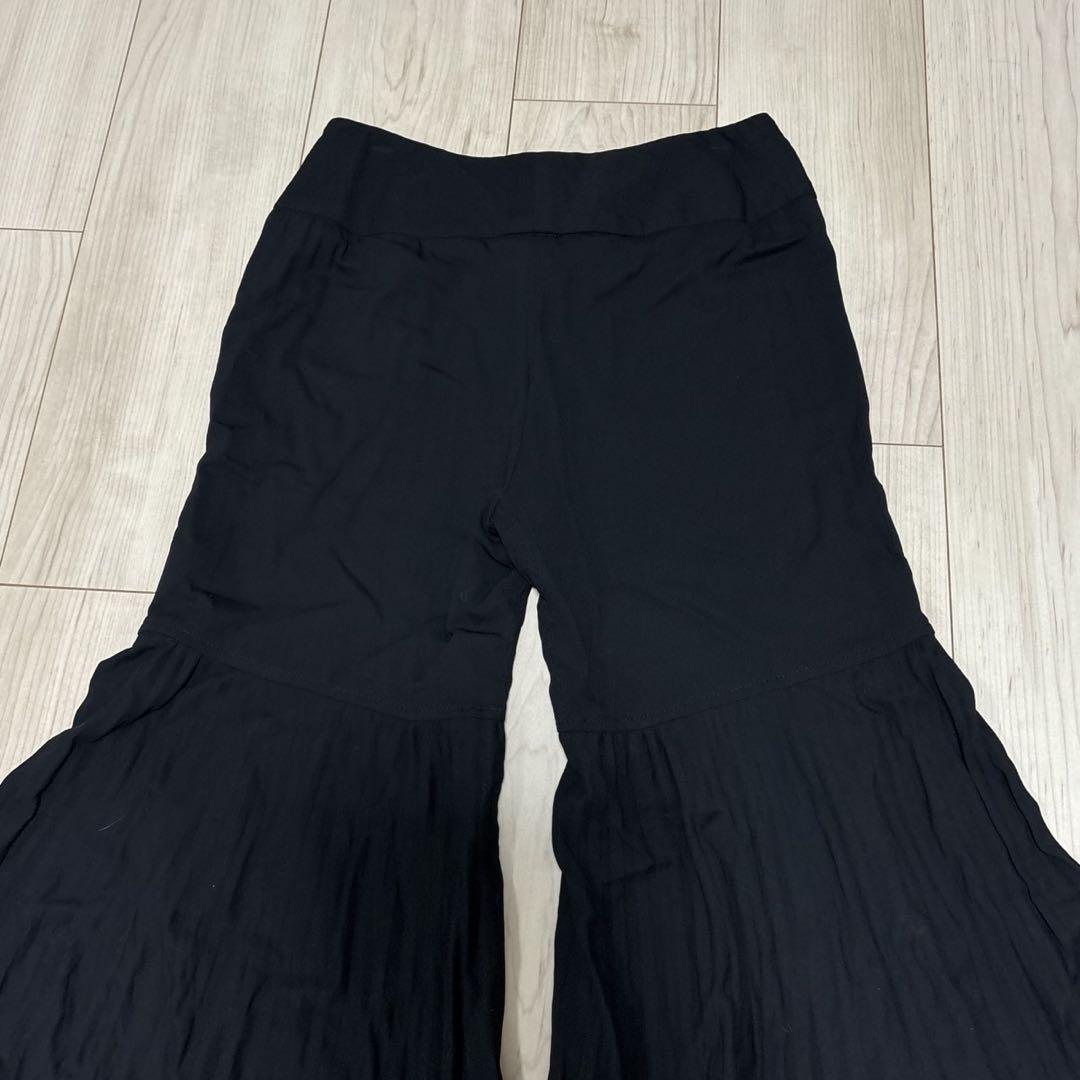 高級　ドルチェ&ガッバーナ プリーツ　フレアパンツ ブラック　38