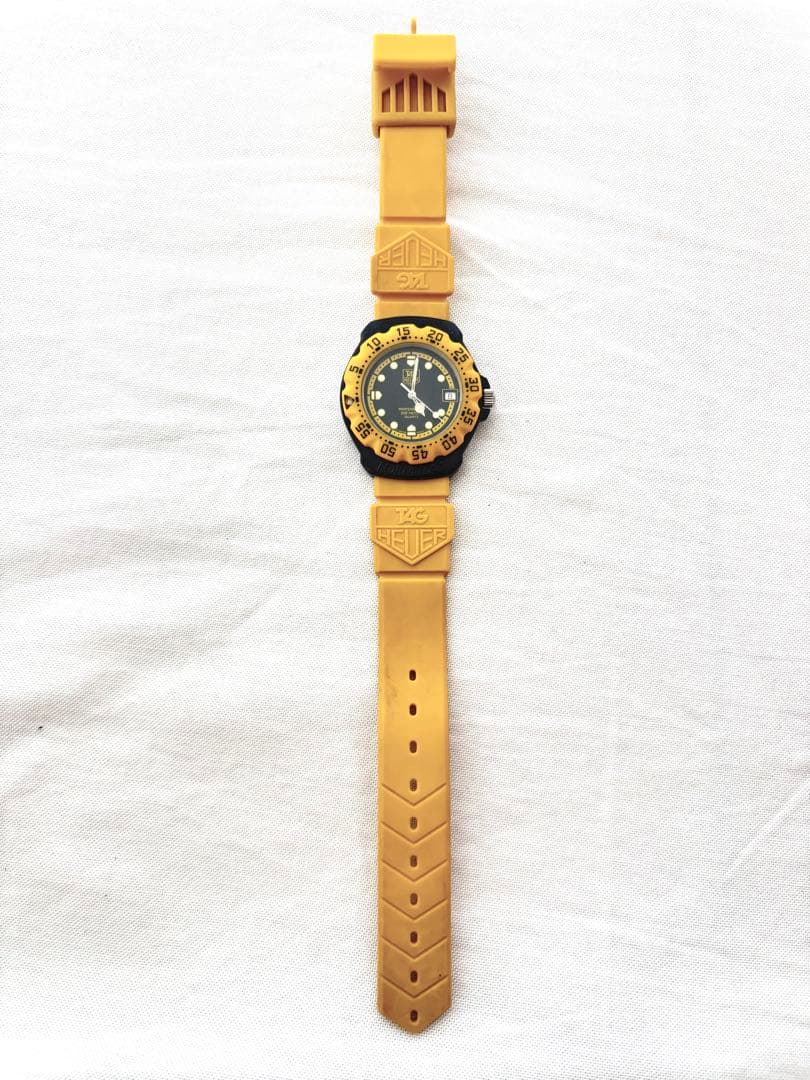 TAG HEUERタグホイヤー　フォーミュラ1ブラック文字盤380 513/1