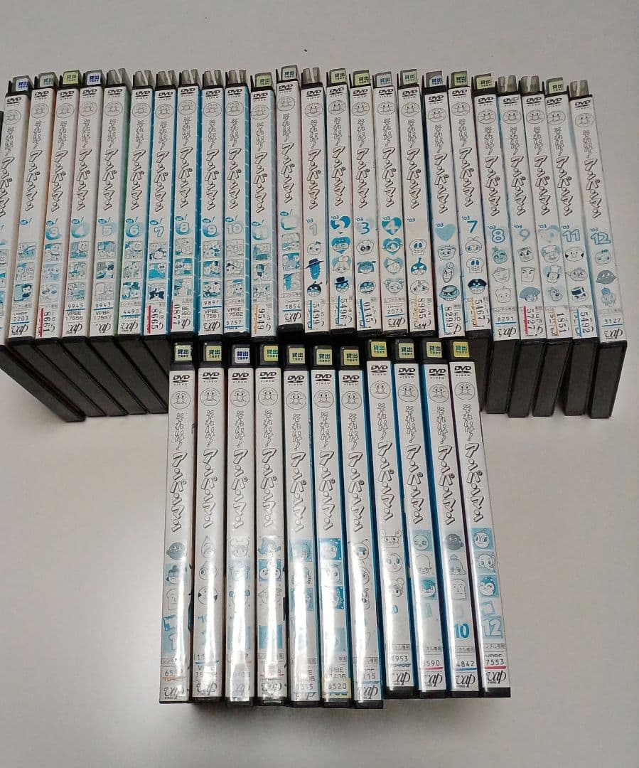 キッズアニメ　それいけ！アンパンマン　´02　´03　´10　ほぼ全巻セット