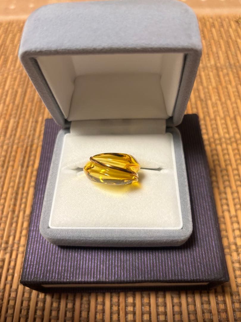 バカラ　Baccarat コキアージュ　イエローリング