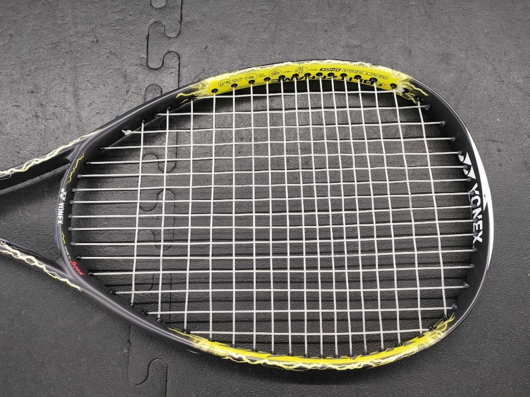 【美品】ヨネックス　VOLTRAGE7V　軟式テニスラケット　UL1