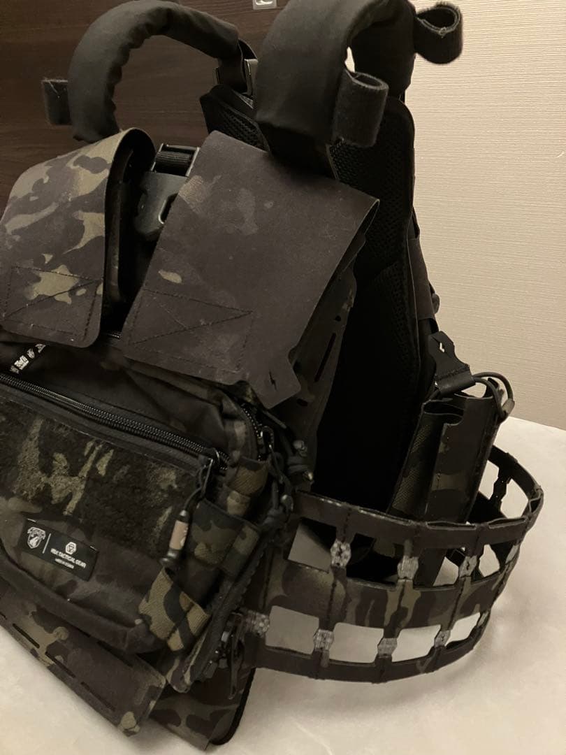 ヴォルクタクティカル　プレートキャリア