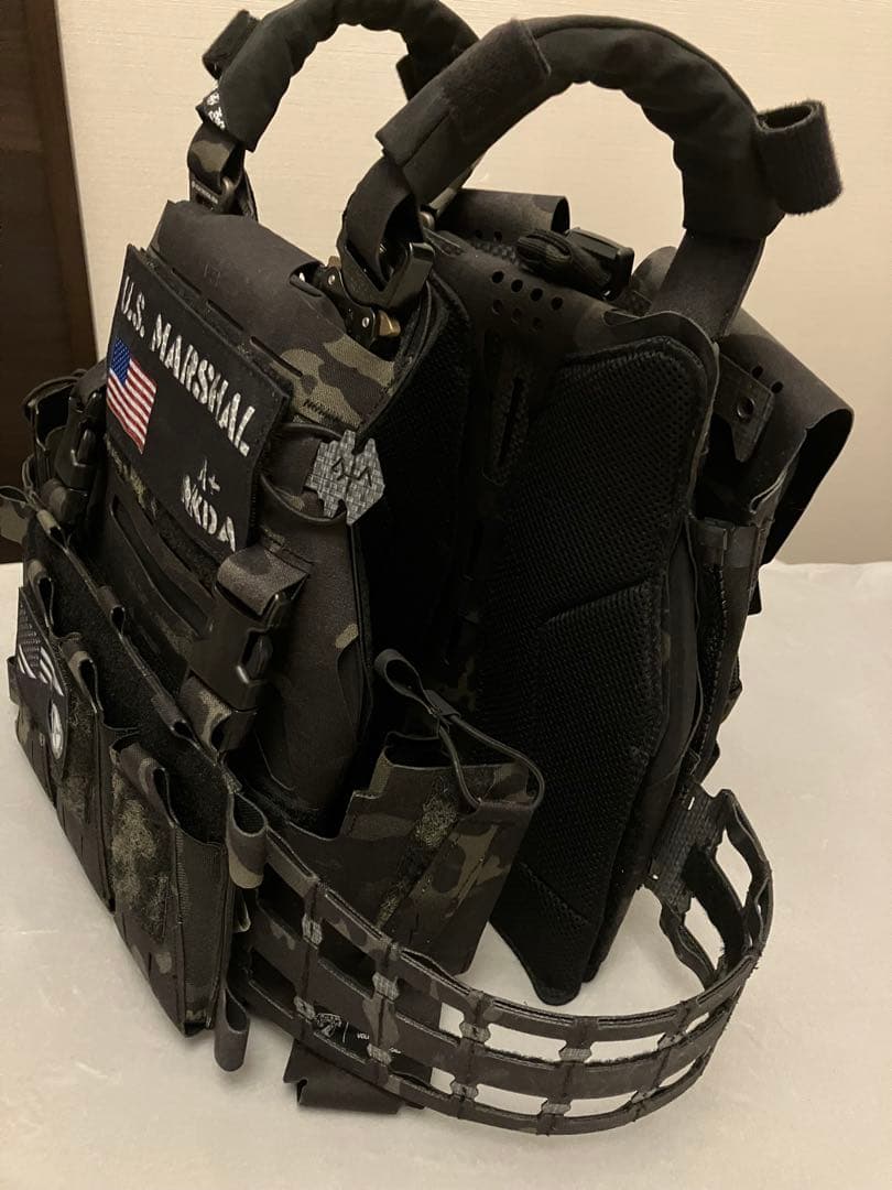 ヴォルクタクティカル　プレートキャリア