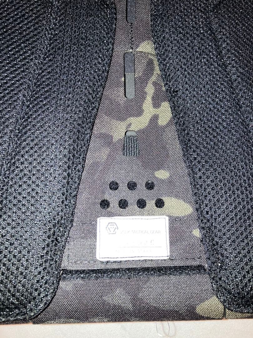 ヴォルクタクティカル　プレートキャリア