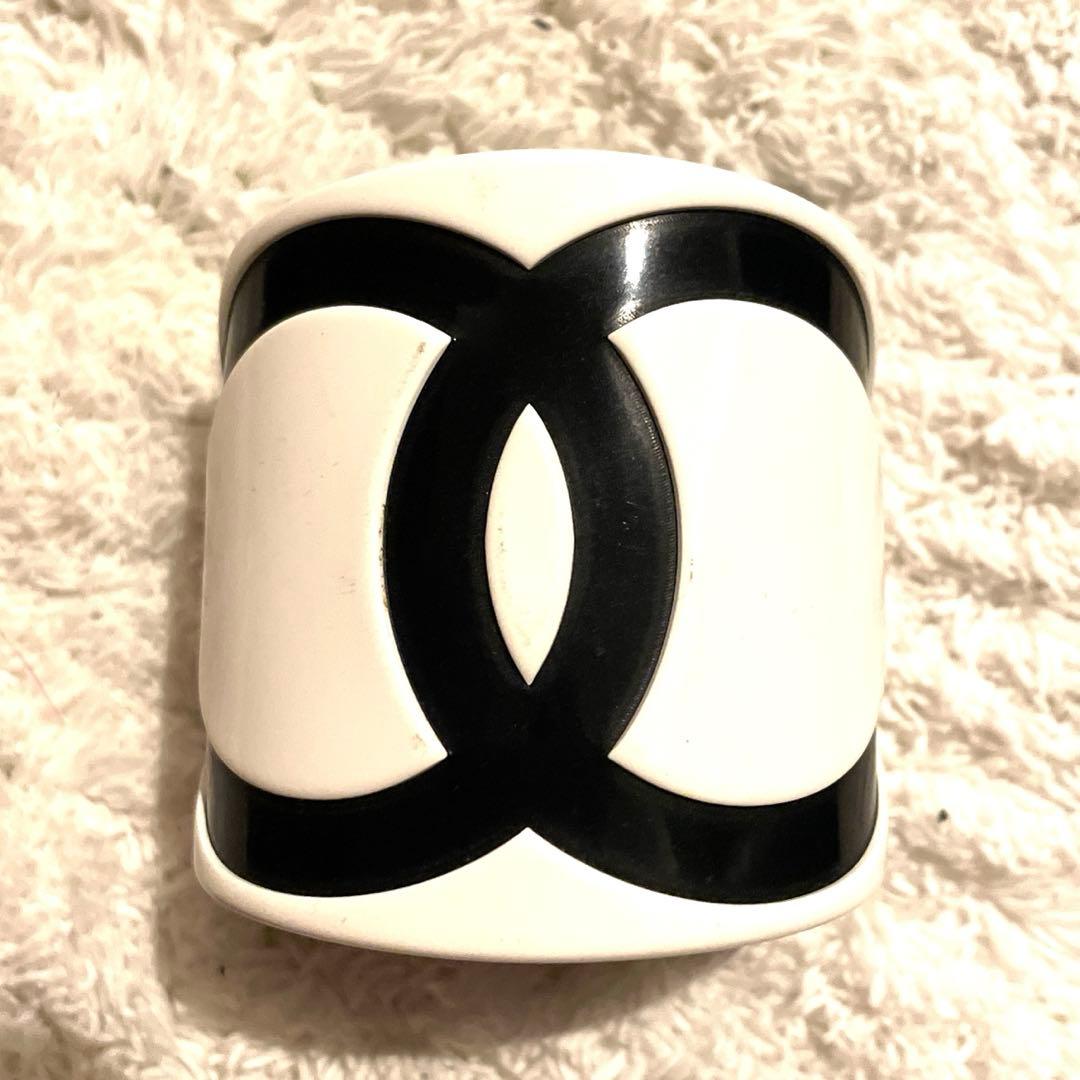 最終セール❗️CHANEL バングル ホワイト/ブラック