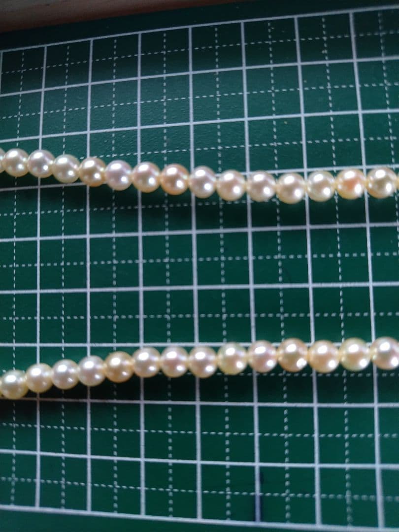 ２点になります。K18 アコヤ真珠ベビーパール　ネックレス