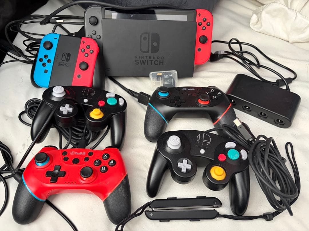 Nintendo Switch 本体 赤/青