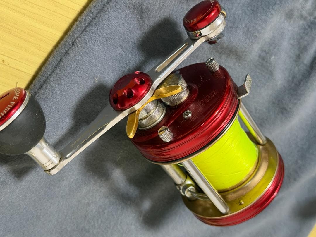 Abu Garcia アンバサダー 赤