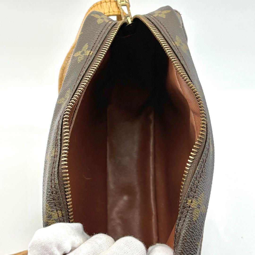 VUITTON　ショルダーバック　斜め掛け　ジュヌフィーユ　PVC　モノグラム