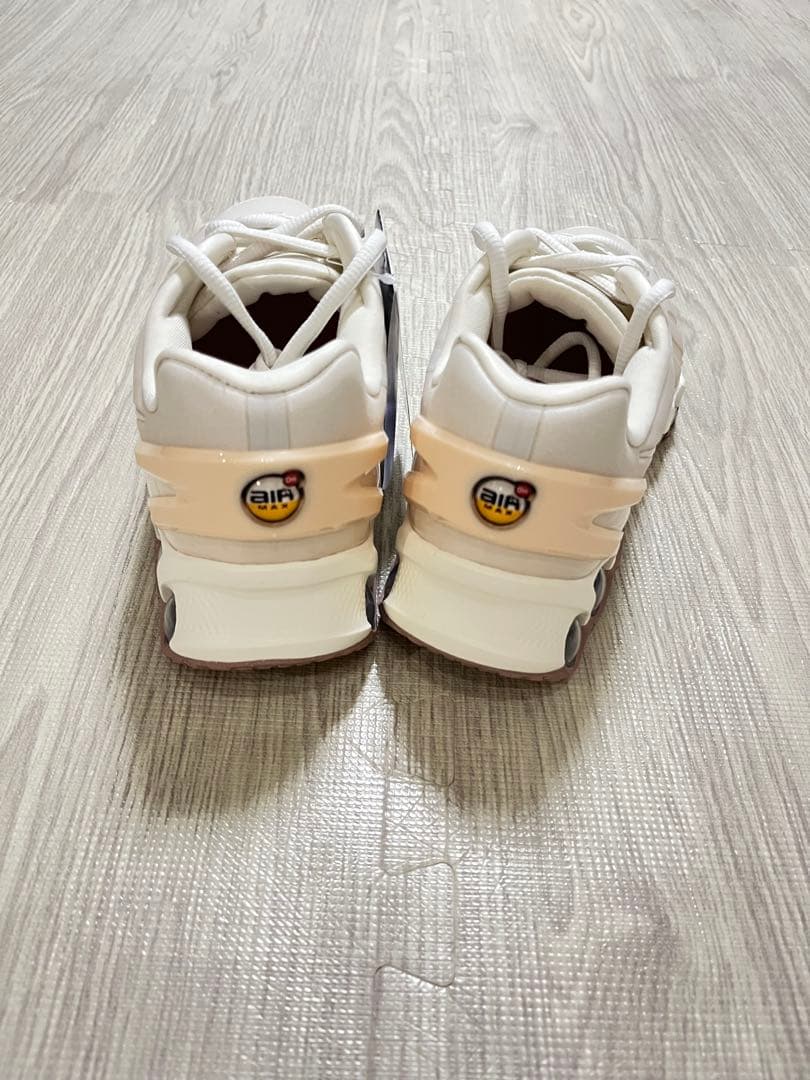 Nike AIRMAXDN8 新品タグ付き