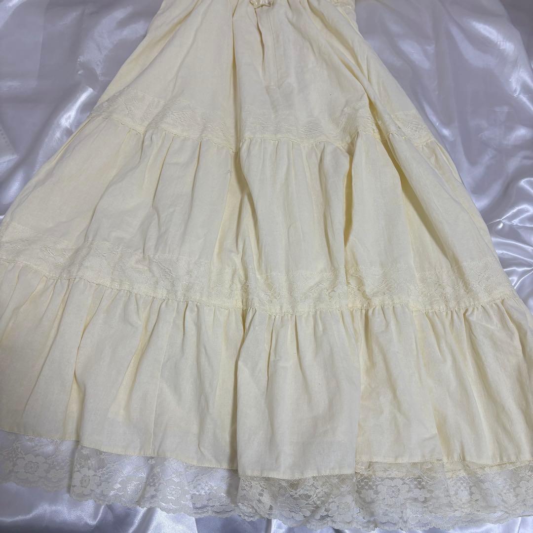 TreatÜrself special Vintage dress