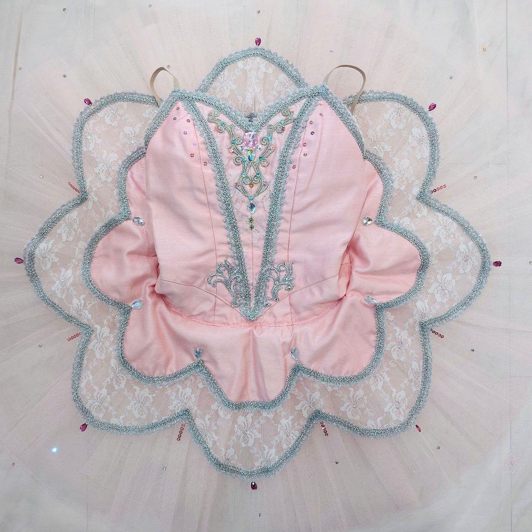 【ドルシネア、金平糖、オーロラ姫 チャコット・バレエ衣裳 袖飾り付き・美品 ５号