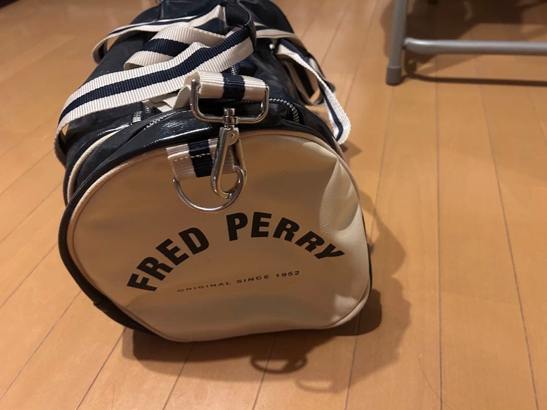 FRED PERRY ドラムバッグ ブラック