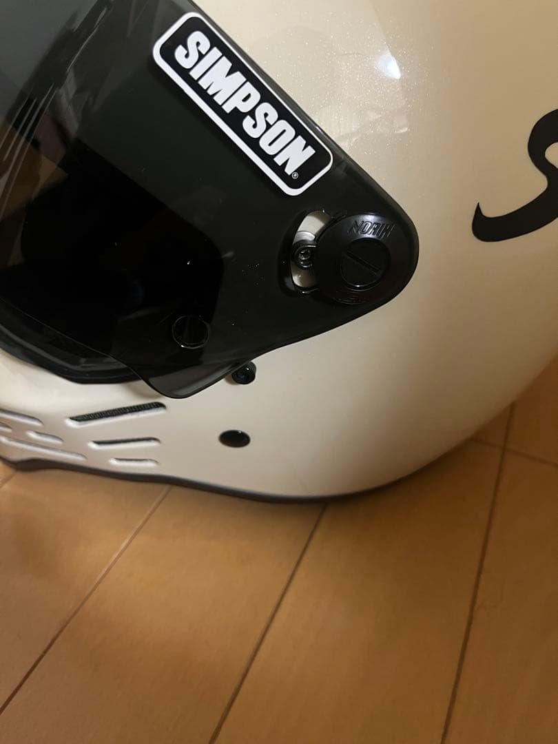 キキ3回だけ使用 希少限定カラーSIMSONロゴ入M10アイボリー