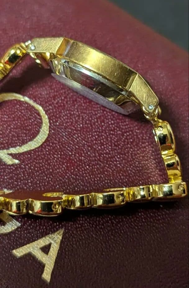 ☆最終超特価☆OMEGA 腕時計　オメガデヴィル本物　電池ブレス新品稼働品　綺麗