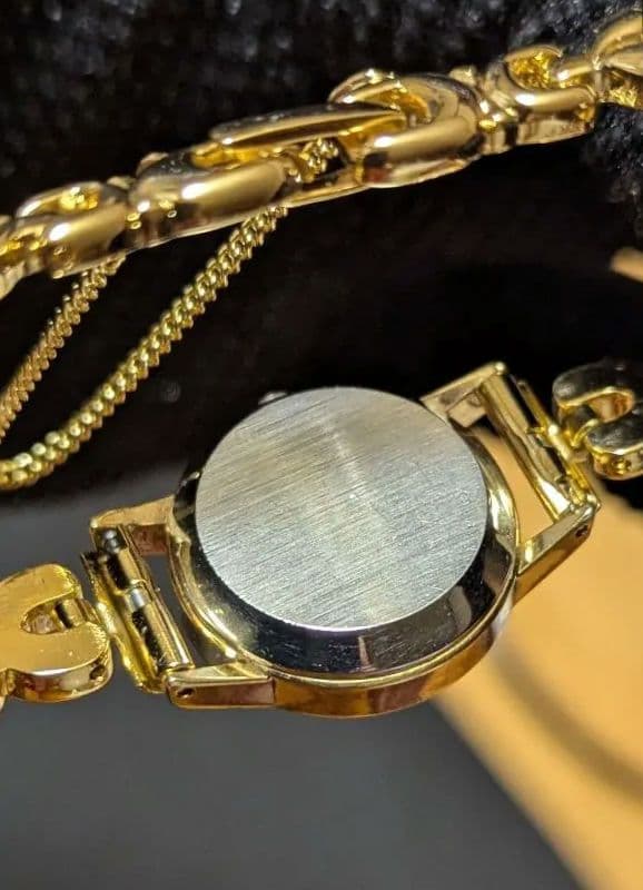 ☆最終超特価☆OMEGA 腕時計　オメガデヴィル本物　電池ブレス新品稼働品　綺麗