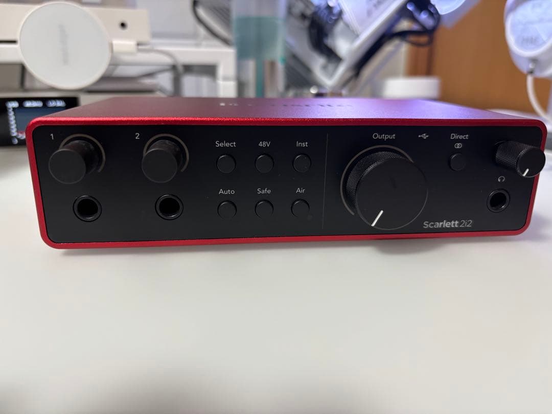 Focusrite Scarlett 2i2 第4世代オーディオインターフェイス