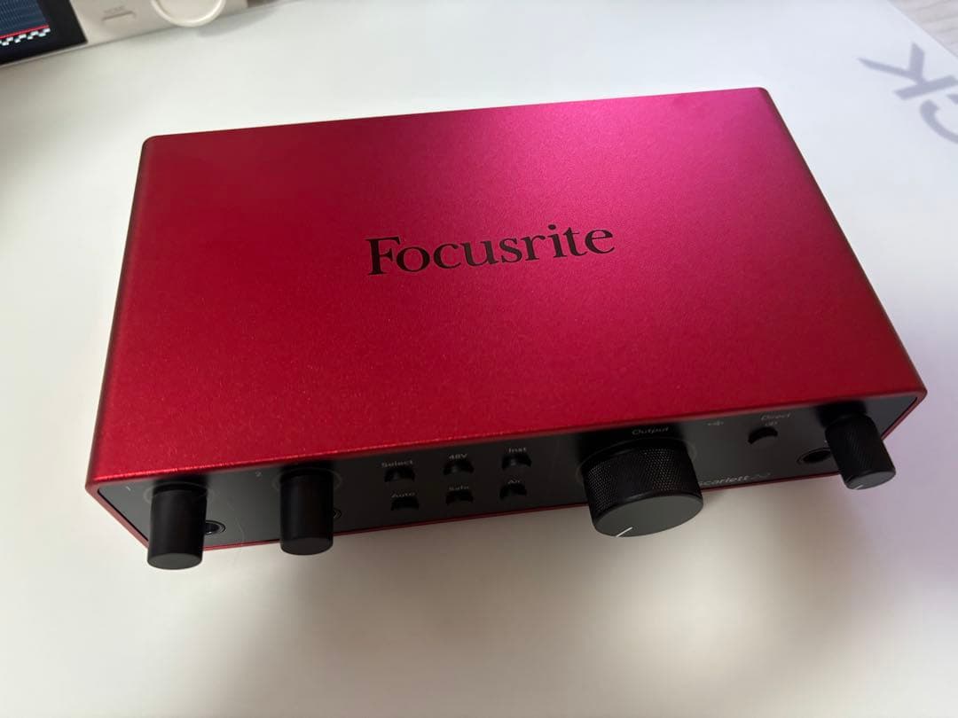 Focusrite Scarlett 2i2 第4世代オーディオインターフェイス