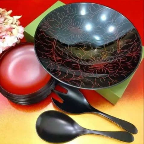 ぷくりん様リクエスト２点まとめ商品/漆塗牡丹彫ボウル銘々皿サーバー・パイレックス