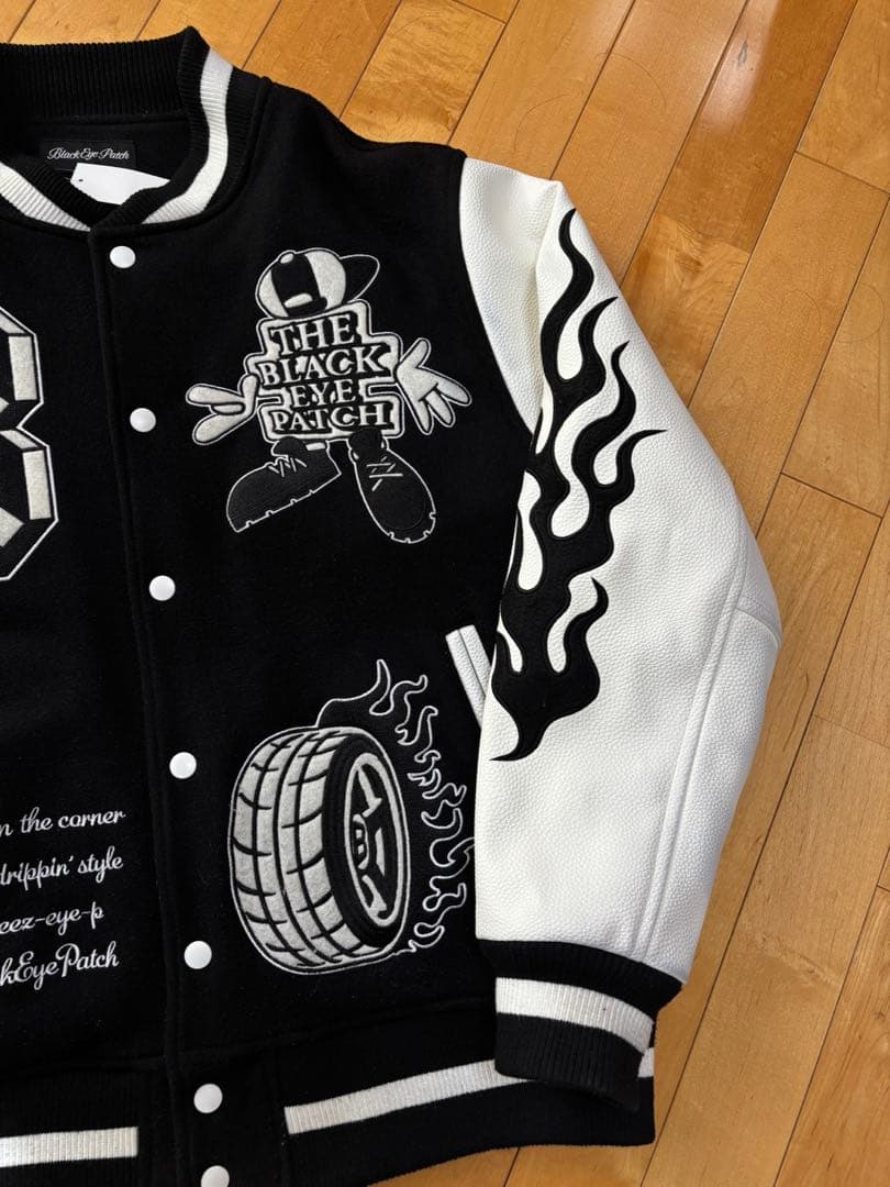 Black Eye Patch スタジャン M ブラック/ホワイト