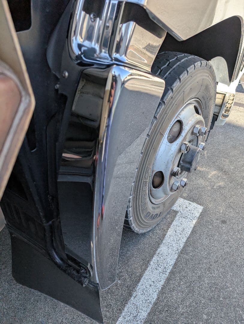 グラプロ前期　メッキフェンダーカバー　低床四軸