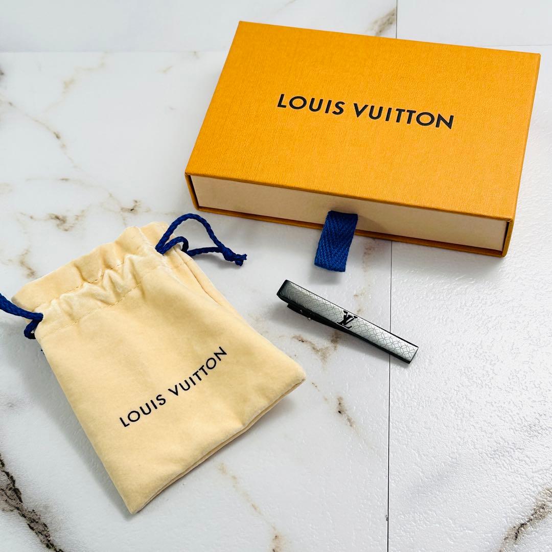 LOUIS　VUITTON　モノグラム　シャンゼリゼ　ネクタイピン　ブラック