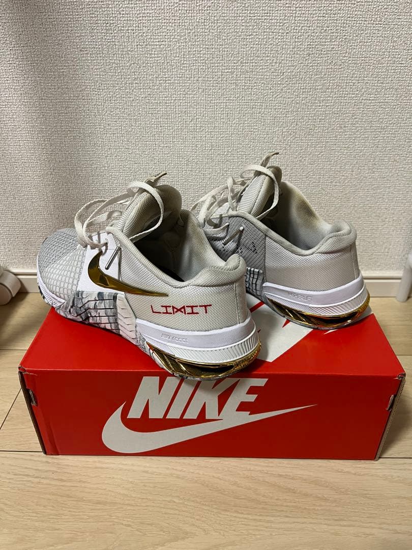 NIKEメトコン8 トレーニングシューズ27cm