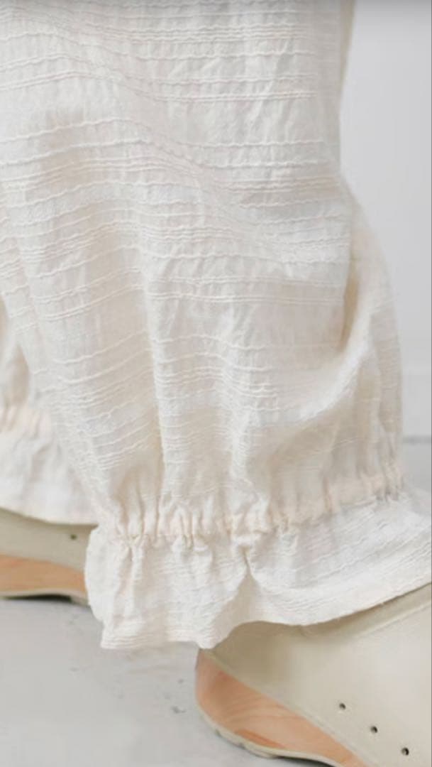 qiri｜キリ｜ギャザーパンツ｜キナリ　アンビデックス