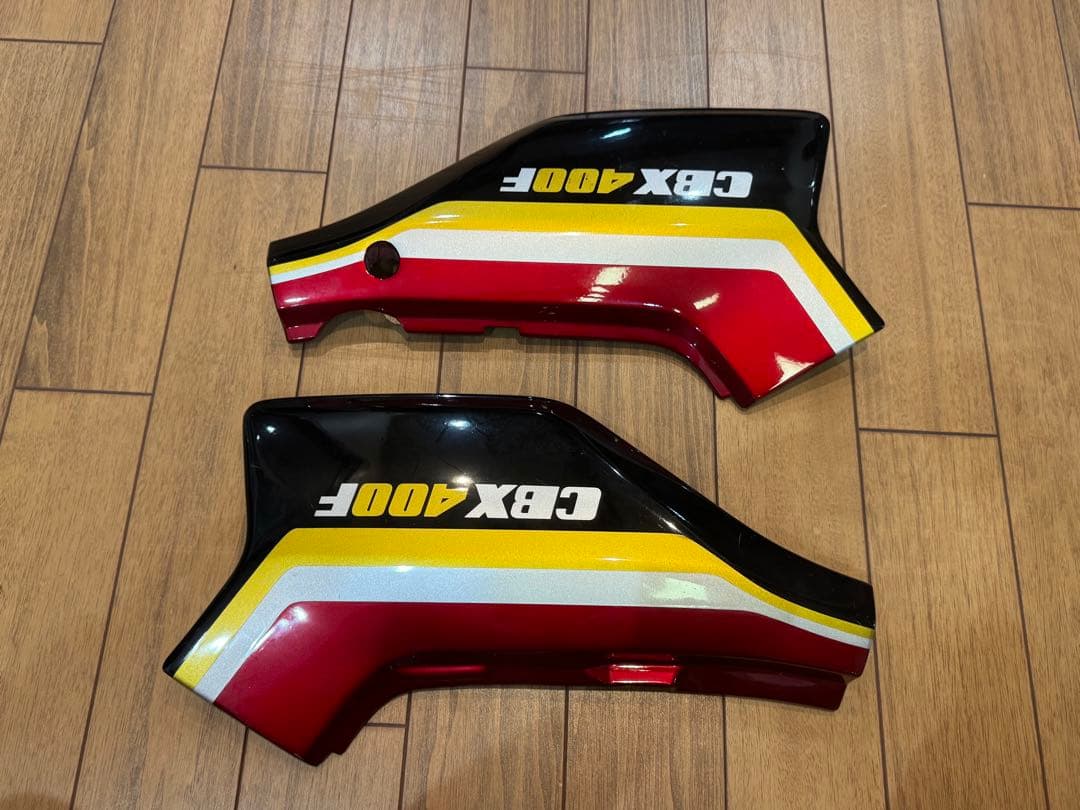 CBX 純正 サイドカバー　CBX400F CBX550F NC07 PC40