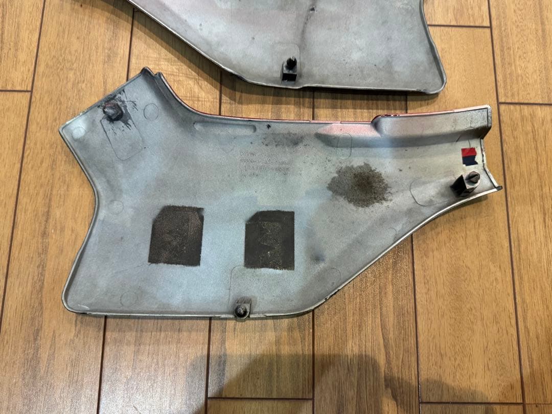 CBX 純正 サイドカバー　CBX400F CBX550F NC07 PC40