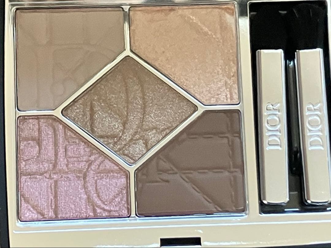 ディオールショウ サンク クルール 647 シルクトープ　おまけつき