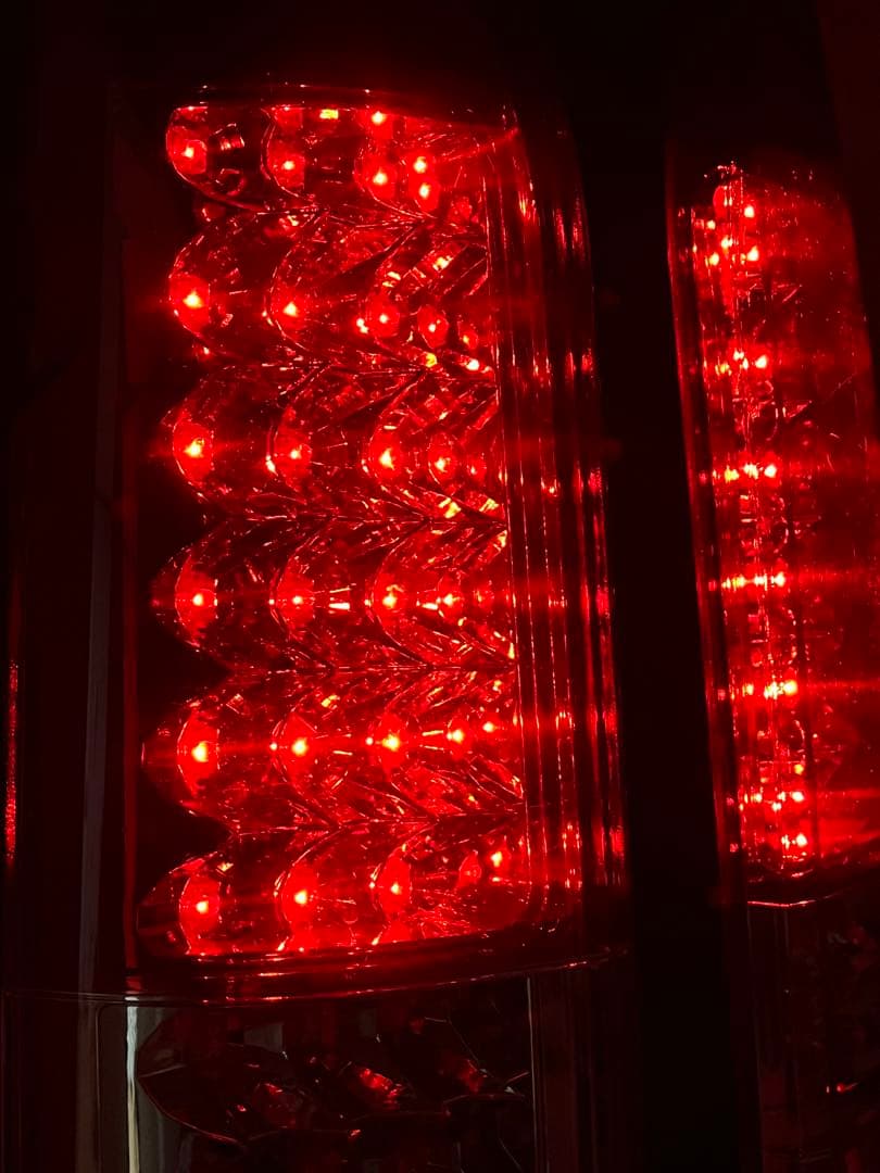 球切れなし 200ハイエース LEDテール t16 LEDバルブ付き