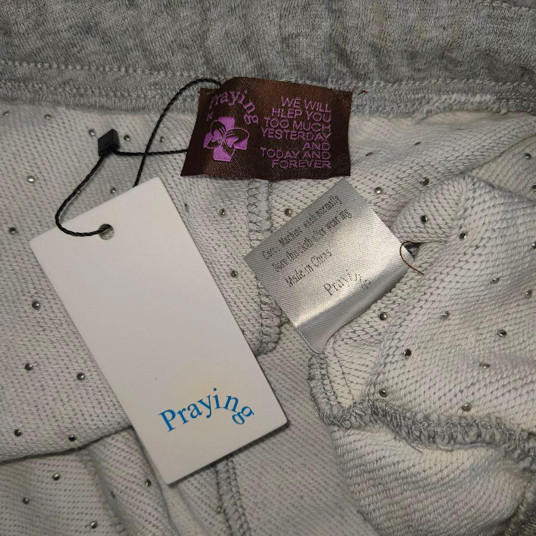 PRAYING グレー スタッズ ショートパンツ Mサイズ