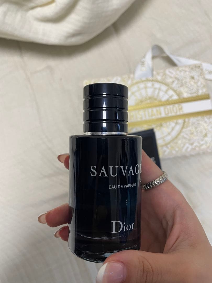Dior Sauvage Eau de Parfum 60mlギフトボックス付き