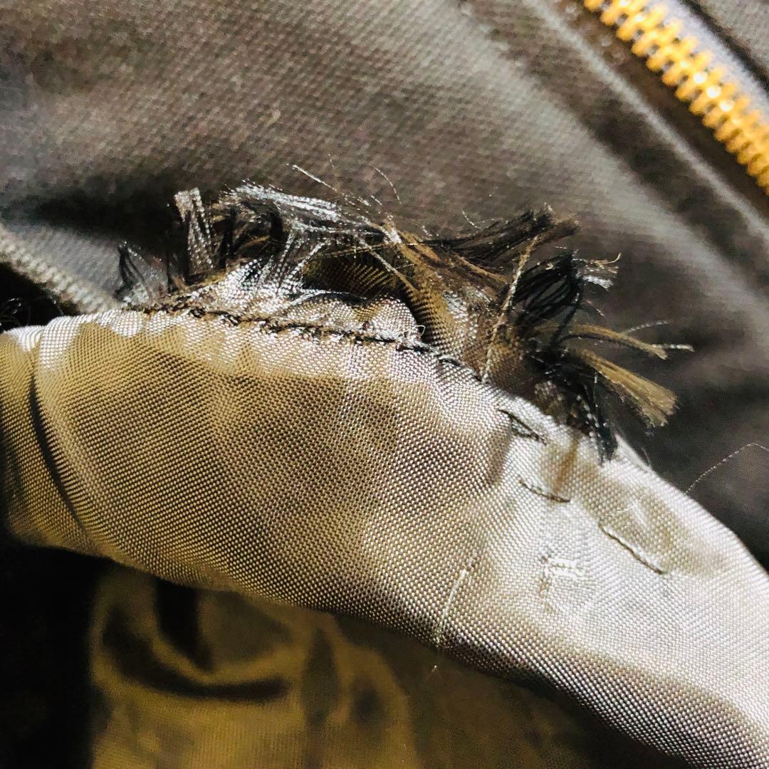 【人気モデル】カーハート MA-1 ダックボンバージャケット 黒 Mサイズ