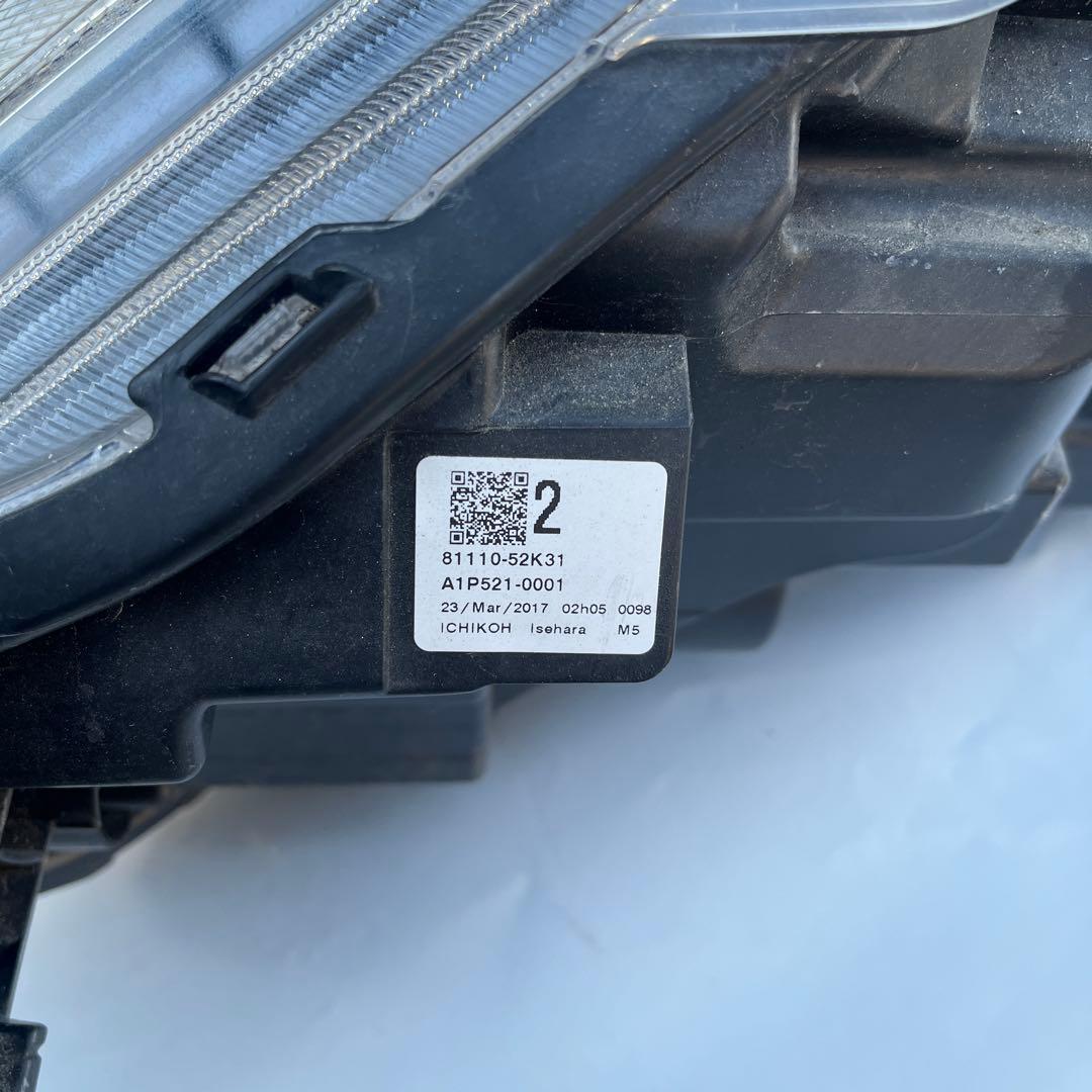 シエンタ　NCP170 右LEDヘッドライト