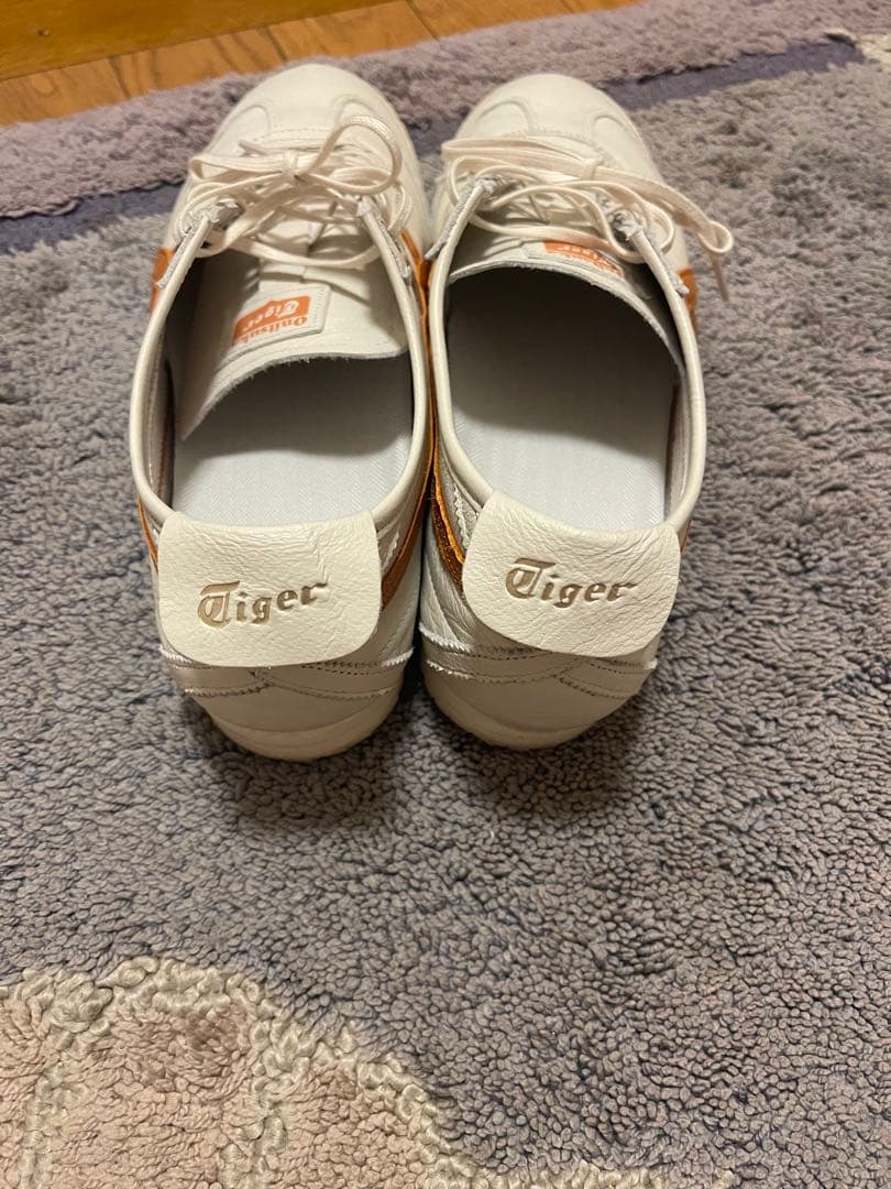 オニツカタイガー