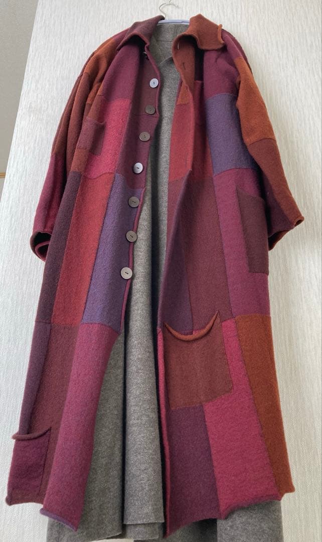 ヨーガンレール　パッチワーク風ニットロングコート　赤紫茶系 大きめゆったりサイズ