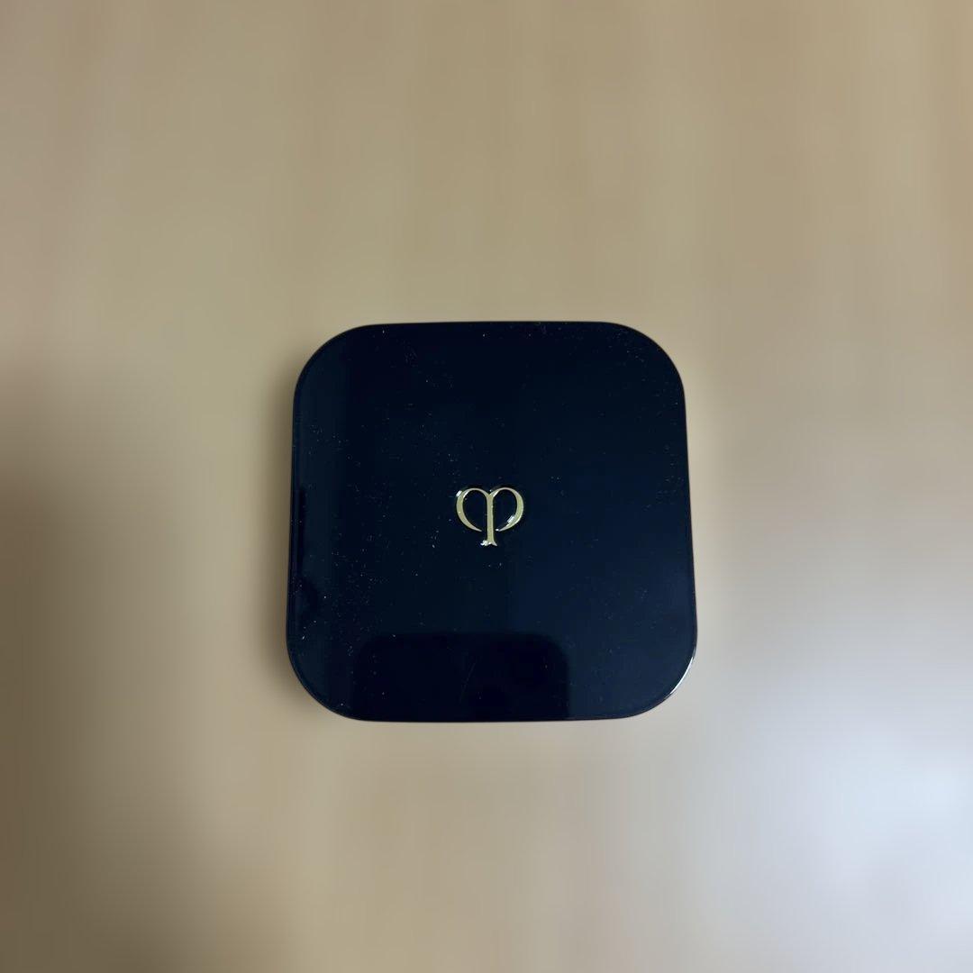 正規品クレ・ド・ポー ボーテ プードルコンパクトエサンシエルn